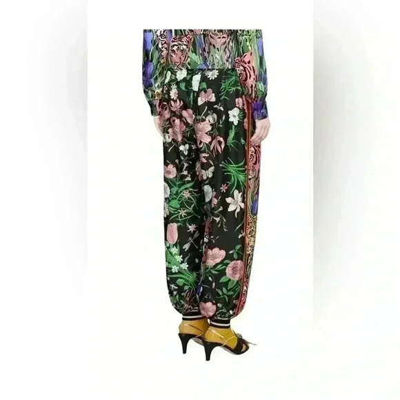 NWT Gucci Women's Black Silk Tiger Floral Print Harem Pant Trousers sz 28 - Picture 3 of 16